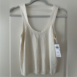 NWT Abercrombie & Fitch Checkered Textured Tank Top
Cream